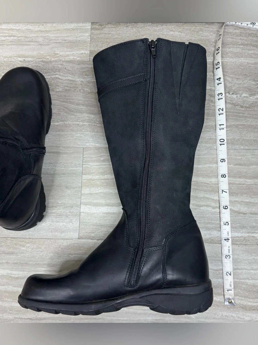 Martino Canadian Shearling Lined Black Leather Boots Size 8